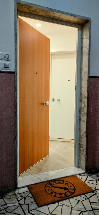 Effe4 Lovely Room Bari Exterior foto