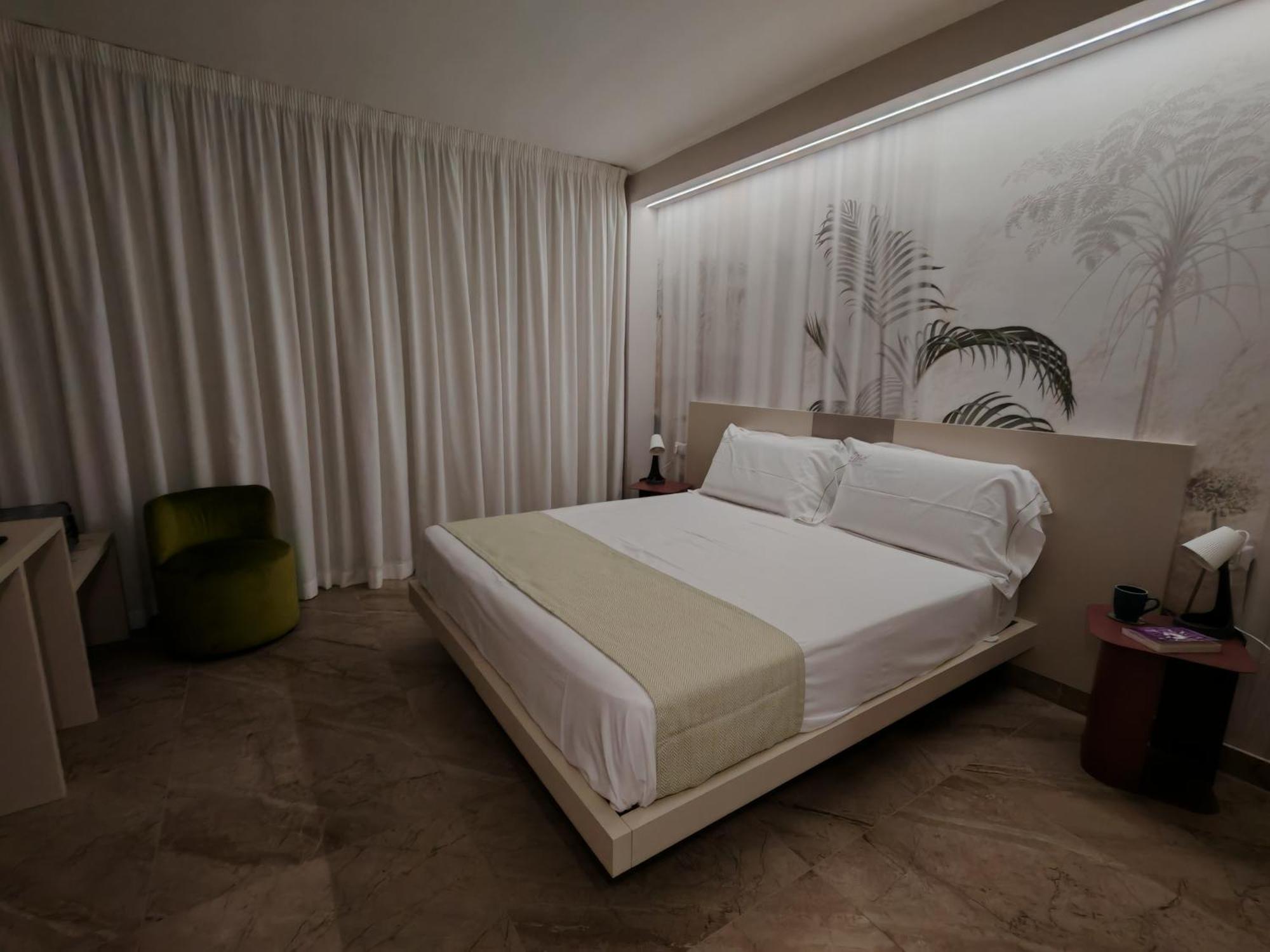 Effe4 Lovely Room Bari Exterior foto